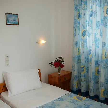 Nicolas And Aparthotel 2*