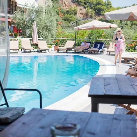 Nicolas And Apart-hotel 2*