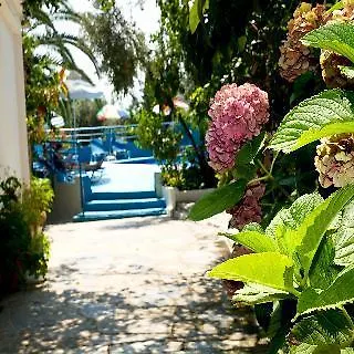 Nicolas And 2* Megali Ammos (Skiathos)