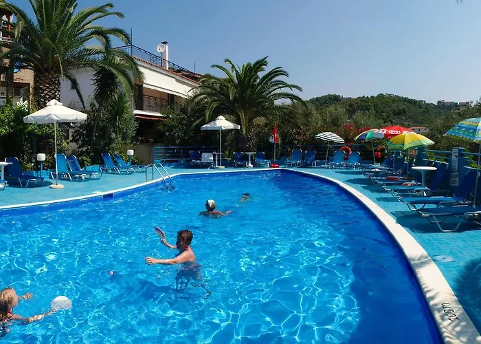 Nicolas And アパートホテル